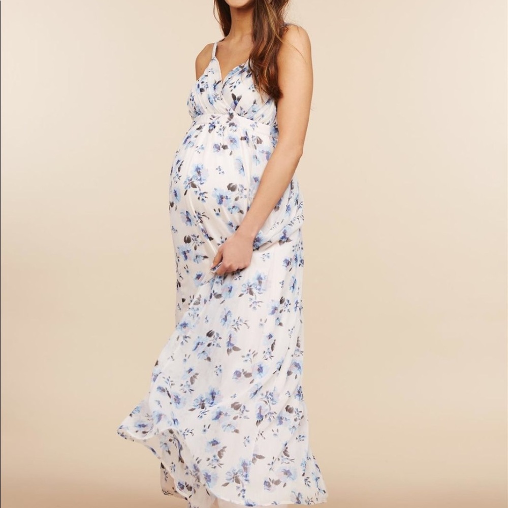 Such a beautiful dress! Very comfy!